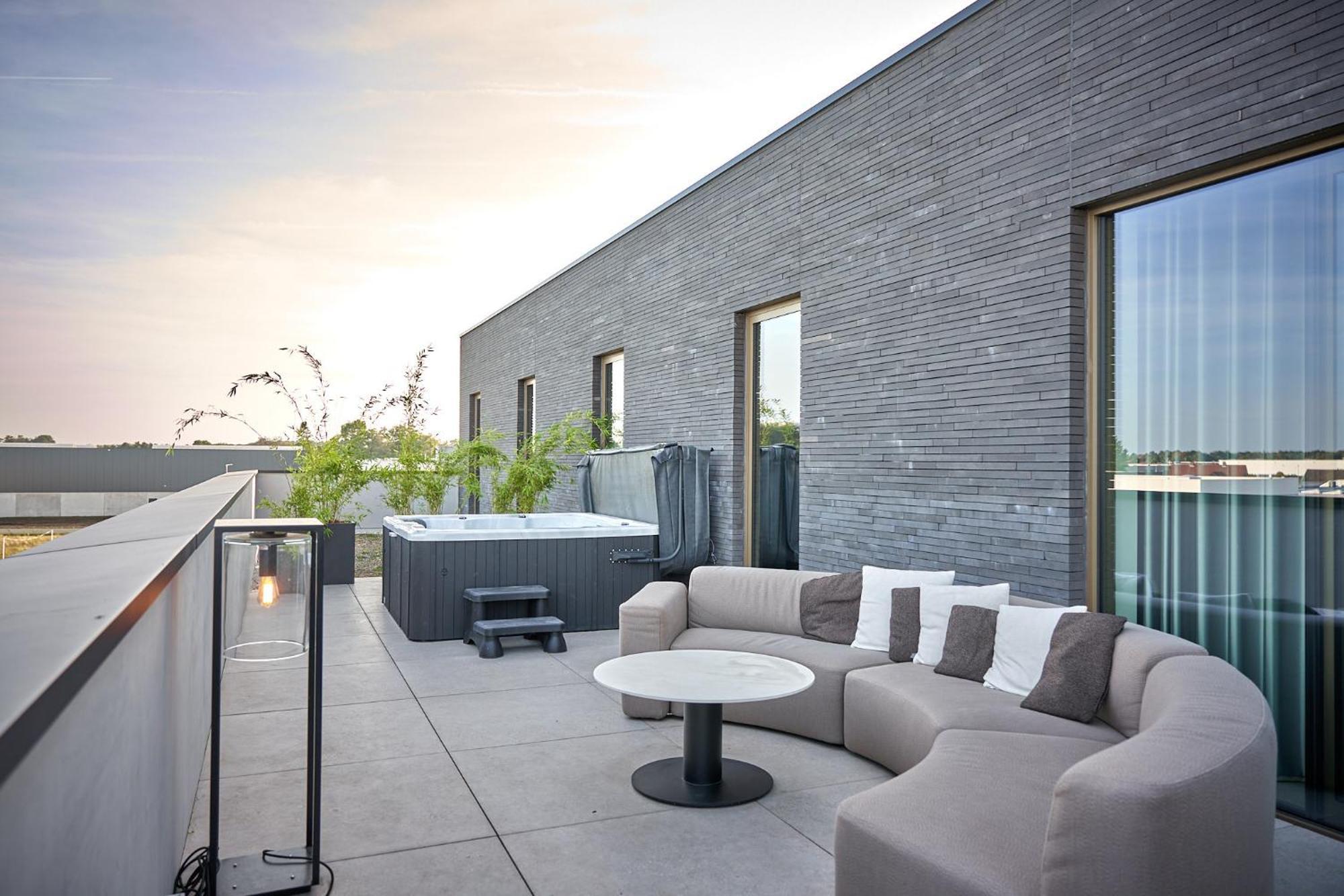 Appartement Kaoz Highstreet The Luxury Loft à Hoogstraten Extérieur photo